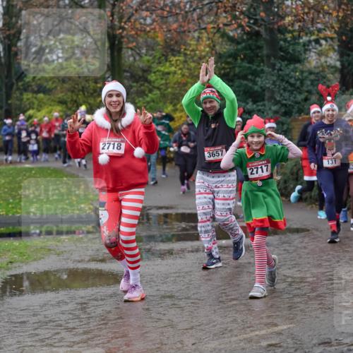 07.12.2025 - St. Pauli X-Mass-Run No. 15 Michael Burmester http://msf.ph/oto/9407321 07.12.2025 11:24:39 Laufen 2718, 3657, 2717, 131, 125, 620 meine-sportfotos.de