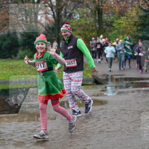 07.12.2025 - St. Pauli X-Mass-Run No. 15 Michael Burmester http://msf.ph/oto/9407342 07.12.2025 11:24:41 Laufen 15, 2717, 3657, 131 meine-sportfotos.de