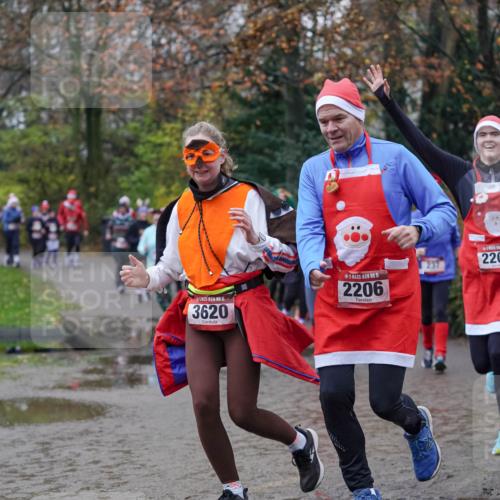 07.12.2025 - St. Pauli X-Mass-Run No. 15 Michael Burmester http://msf.ph/oto/9407374 07.12.2025 11:24:43 Laufen 15, 3620, 15, 2206, 237, 2208 meine-sportfotos.de