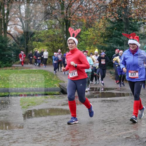 07.12.2025 - St. Pauli X-Mass-Run No. 15 Michael Burmester http://msf.ph/oto/9407395 07.12.2025 11:24:45 Laufen 121, 237, 83, 87 meine-sportfotos.de