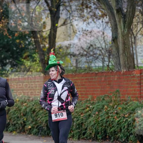 07.12.2025 - St. Pauli X-Mass-Run No. 15 Michael Burmester http://msf.ph/oto/9407396 07.12.2025 09:41:42 Laufen 910 meine-sportfotos.de