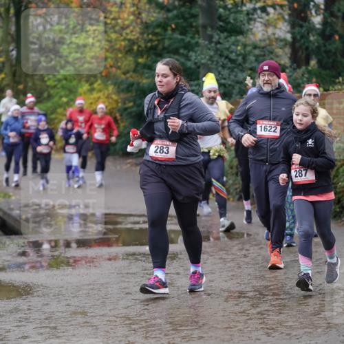 07.12.2025 - St. Pauli X-Mass-Run No. 15 Michael Burmester http://msf.ph/oto/9407426 07.12.2025 11:24:48 Laufen 1238, 283, 1622, 287, 3489 meine-sportfotos.de