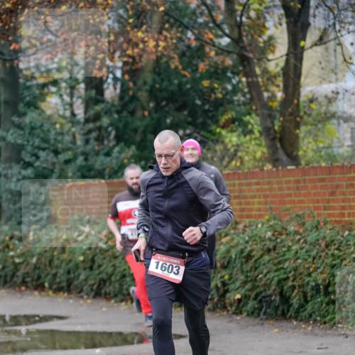 07.12.2025 - St. Pauli X-Mass-Run No. 15 Michael Burmester http://msf.ph/oto/9407438 07.12.2025 09:41:48 Laufen 15, 1603 meine-sportfotos.de