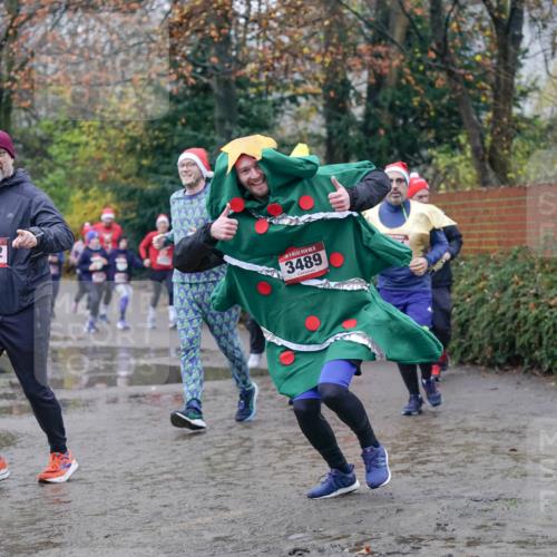 07.12.2025 - St. Pauli X-Mass-Run No. 15 Michael Burmester http://msf.ph/oto/9407446 07.12.2025 11:24:50 Laufen 287, 1622, 5, 3489 meine-sportfotos.de