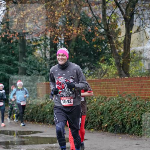 07.12.2025 - St. Pauli X-Mass-Run No. 15 Michael Burmester http://msf.ph/oto/9407454 07.12.2025 09:41:51 Laufen 15, 1542 meine-sportfotos.de