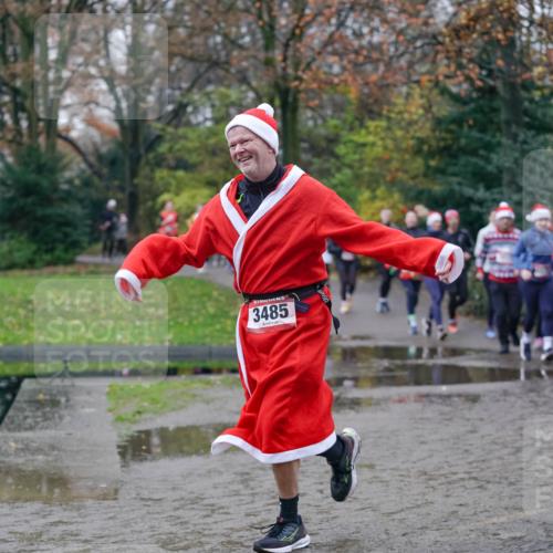 07.12.2025 - St. Pauli X-Mass-Run No. 15 Michael Burmester http://msf.ph/oto/9407518 07.12.2025 11:24:54 Laufen 3485 meine-sportfotos.de