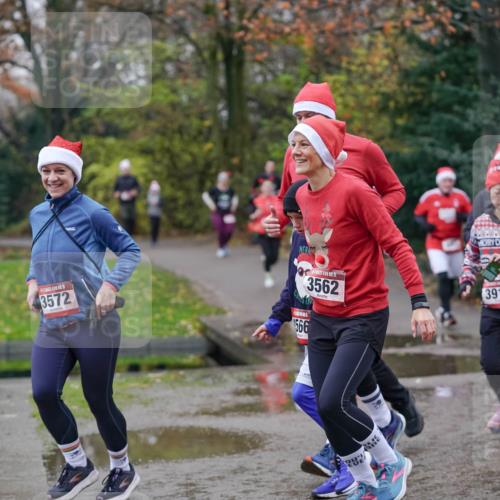 07.12.2025 - St. Pauli X-Mass-Run No. 15 Michael Burmester http://msf.ph/oto/9407560 07.12.2025 11:24:59 Laufen 3572, 15, 3562, 3914, 566, 3676 meine-sportfotos.de