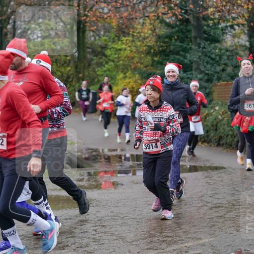 07.12.2025 - St. Pauli X-Mass-Run No. 15 Michael Burmester http://msf.ph/oto/9407563 07.12.2025 11:25:00 Laufen 3562, 3914, 3676, 29, 2798, 367 meine-sportfotos.de