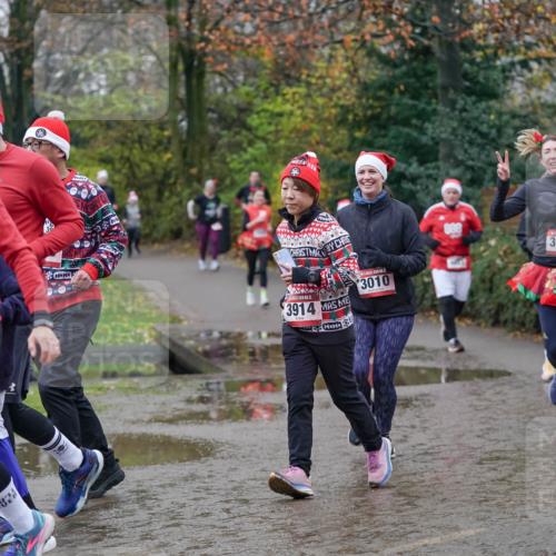 07.12.2025 - St. Pauli X-Mass-Run No. 15 Michael Burmester http://msf.ph/oto/9407569 07.12.2025 11:25:00 Laufen 3562, 3914, 3010, 3676, 2798 meine-sportfotos.de