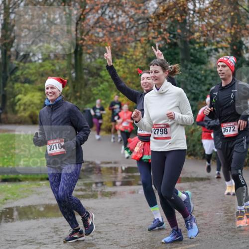 07.12.2025 - St. Pauli X-Mass-Run No. 15 Michael Burmester http://msf.ph/oto/9407586 07.12.2025 11:25:01 Laufen 15, 3914, 3010, 15, 2798, 3672, 29 meine-sportfotos.de