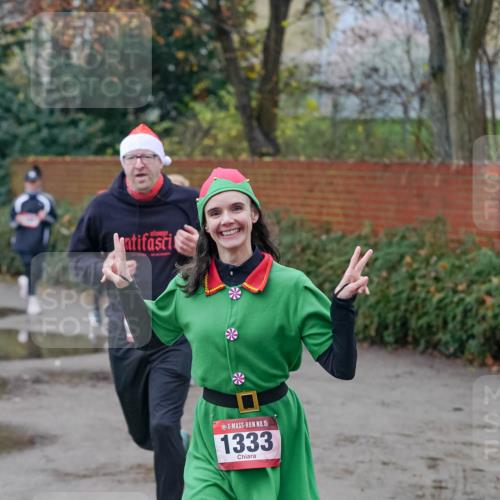 07.12.2025 - St. Pauli X-Mass-Run No. 15 Michael Burmester http://msf.ph/oto/9407609 07.12.2025 09:42:08 Laufen 15, 1333 meine-sportfotos.de