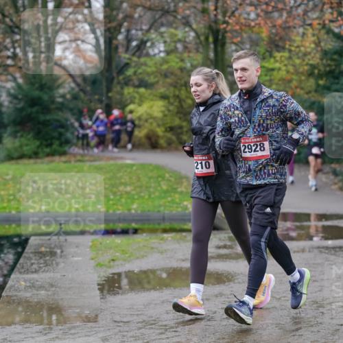 07.12.2025 - St. Pauli X-Mass-Run No. 15 Michael Burmester http://msf.ph/oto/9407613 07.12.2025 11:25:03 Laufen 15, 210, 15, 2928, 888, 4883, 2120 meine-sportfotos.de