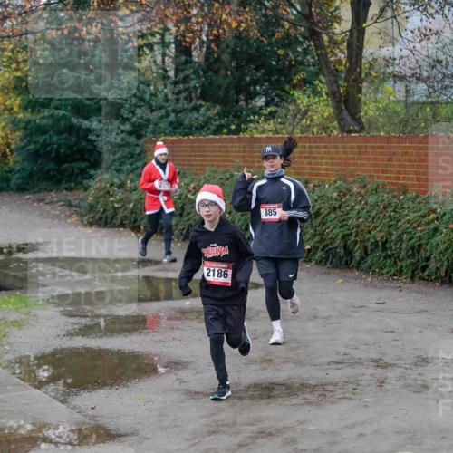07.12.2025 - St. Pauli X-Mass-Run No. 15 Michael Burmester http://msf.ph/oto/9407635 07.12.2025 09:42:11 Laufen 2186, 4, 885 meine-sportfotos.de