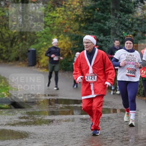 07.12.2025 - St. Pauli X-Mass-Run No. 15 Michael Burmester http://msf.ph/oto/9407639 07.12.2025 11:25:06 Laufen 15, 2121, 3800, 2025, 3798, 180, 40 meine-sportfotos.de