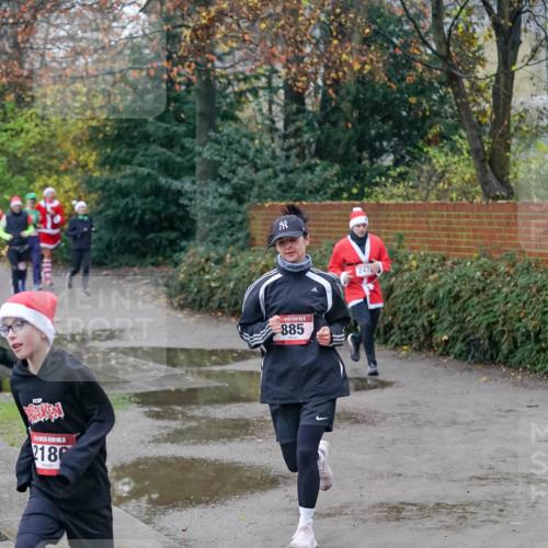 07.12.2025 - St. Pauli X-Mass-Run No. 15 Michael Burmester http://msf.ph/oto/9407653 07.12.2025 09:42:12 Laufen 2180, 885 meine-sportfotos.de