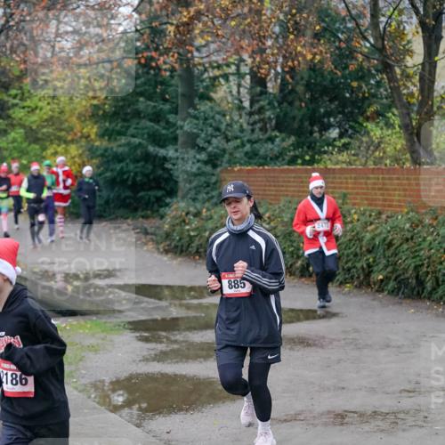07.12.2025 - St. Pauli X-Mass-Run No. 15 Michael Burmester http://msf.ph/oto/9407656 07.12.2025 09:42:12 Laufen 186, 885 meine-sportfotos.de
