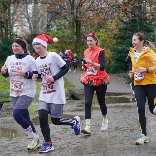 07.12.2025 - St. Pauli X-Mass-Run No. 15 Michael Burmester http://msf.ph/oto/9407669 07.12.2025 11:25:09 Laufen 20, 3800, 3798, 3086, 4003 meine-sportfotos.de