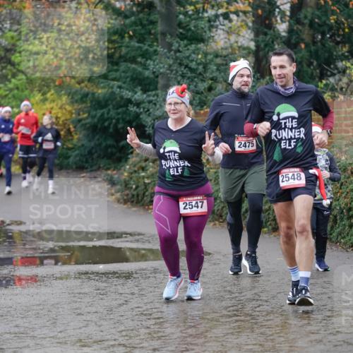 07.12.2025 - St. Pauli X-Mass-Run No. 15 Michael Burmester http://msf.ph/oto/9407708 07.12.2025 11:25:12 Laufen 2547, 2475, 2548 meine-sportfotos.de