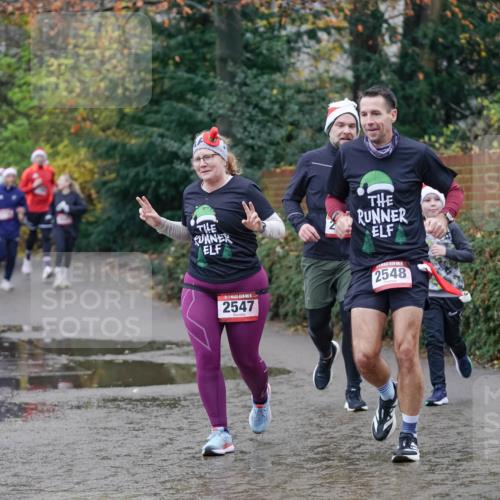 07.12.2025 - St. Pauli X-Mass-Run No. 15 Michael Burmester http://msf.ph/oto/9407714 07.12.2025 11:25:12 Laufen 5, 2547, 2548 meine-sportfotos.de