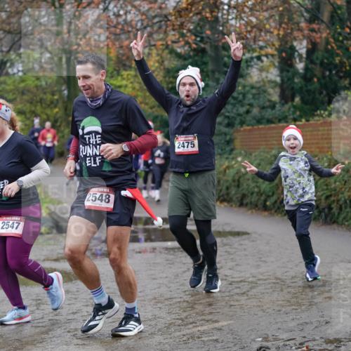 07.12.2025 - St. Pauli X-Mass-Run No. 15 Michael Burmester http://msf.ph/oto/9407729 07.12.2025 11:25:14 Laufen 5, 2548, 2547, 2475 meine-sportfotos.de