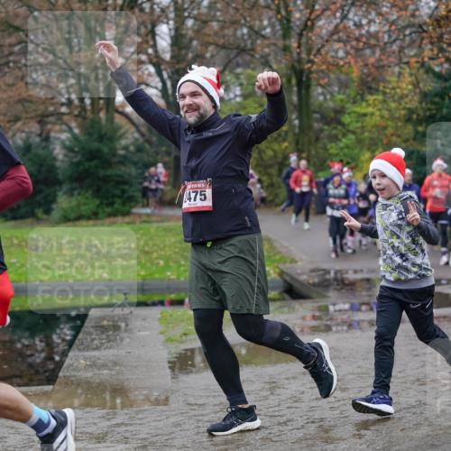 07.12.2025 - St. Pauli X-Mass-Run No. 15 Michael Burmester http://msf.ph/oto/9407747 07.12.2025 11:25:15 Laufen 475, 7, 548 meine-sportfotos.de