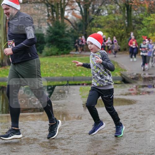 07.12.2025 - St. Pauli X-Mass-Run No. 15 Michael Burmester http://msf.ph/oto/9407750 07.12.2025 11:25:15 Laufen 175 meine-sportfotos.de
