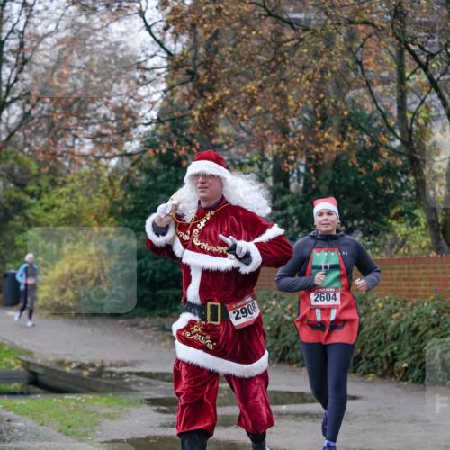 07.12.2025 - St. Pauli X-Mass-Run No. 15 Michael Burmester http://msf.ph/oto/9407752 07.12.2025 09:42:27 Laufen 2908 meine-sportfotos.de