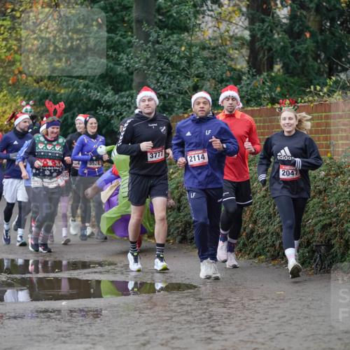 07.12.2025 - St. Pauli X-Mass-Run No. 15 Michael Burmester http://msf.ph/oto/9407765 07.12.2025 11:25:17 Laufen 1276, 3777, 3524, 382, 2114, 2047 meine-sportfotos.de