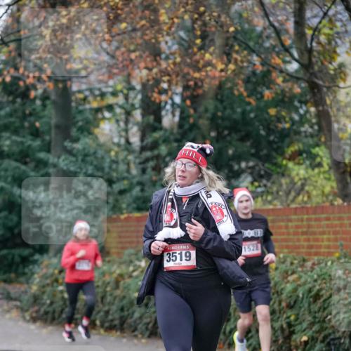 07.12.2025 - St. Pauli X-Mass-Run No. 15 Michael Burmester http://msf.ph/oto/9407785 07.12.2025 09:42:38 Laufen 1910, 15, 3519, 1910, 1528 meine-sportfotos.de
