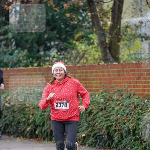 07.12.2025 - St. Pauli X-Mass-Run No. 15 Michael Burmester http://msf.ph/oto/9407806 07.12.2025 09:42:41 Laufen 15, 2378 meine-sportfotos.de