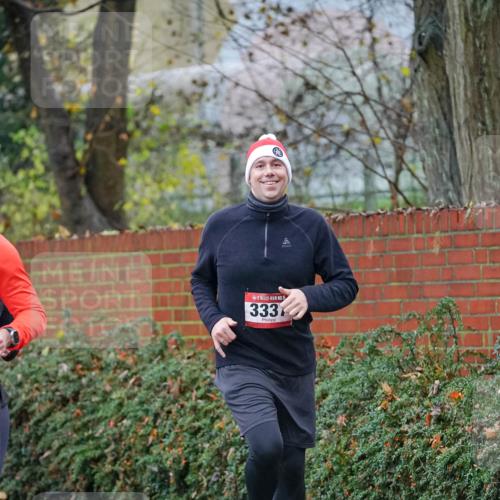 07.12.2025 - St. Pauli X-Mass-Run No. 15 Michael Burmester http://msf.ph/oto/9407827 07.12.2025 09:42:45 Laufen 15, 333, 6 meine-sportfotos.de
