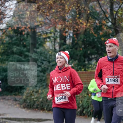 07.12.2025 - St. Pauli X-Mass-Run No. 15 Michael Burmester http://msf.ph/oto/9407863 07.12.2025 09:42:49 Laufen 3340, 15, 3198 meine-sportfotos.de