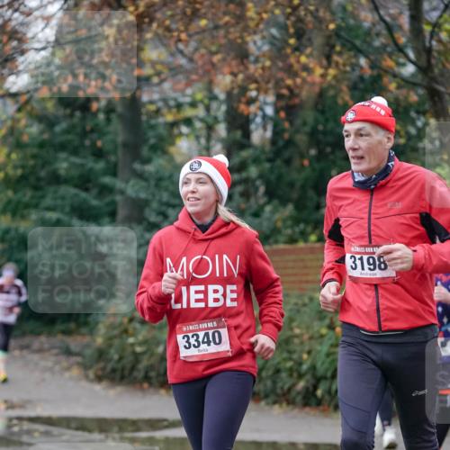 07.12.2025 - St. Pauli X-Mass-Run No. 15 Michael Burmester http://msf.ph/oto/9407869 07.12.2025 09:42:49 Laufen 15, 3340, 3198 meine-sportfotos.de