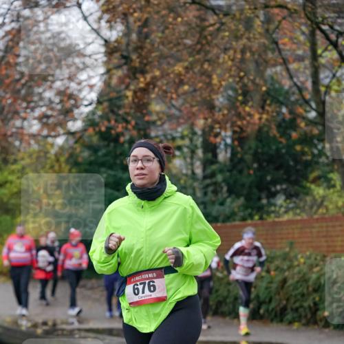 07.12.2025 - St. Pauli X-Mass-Run No. 15 Michael Burmester http://msf.ph/oto/9407913 07.12.2025 09:42:54 Laufen 15, 676 meine-sportfotos.de
