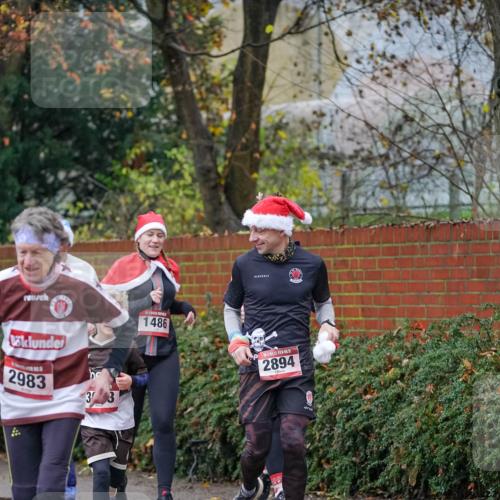 07.12.2025 - St. Pauli X-Mass-Run No. 15 Michael Burmester http://msf.ph/oto/9407944 07.12.2025 09:42:57 Laufen 1486, 2983, 3, 3, 2894 meine-sportfotos.de