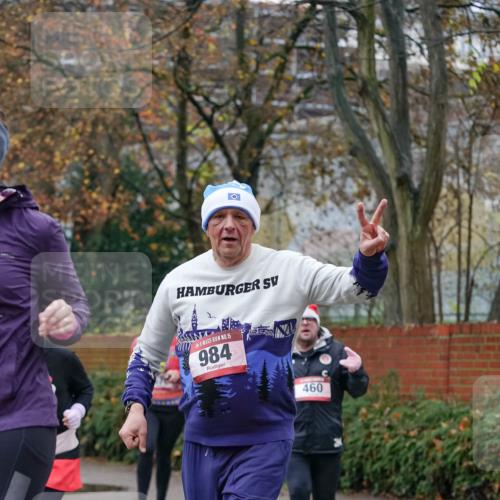 07.12.2025 - St. Pauli X-Mass-Run No. 15 Michael Burmester http://msf.ph/oto/9407995 07.12.2025 09:43:02 Laufen 15, 984, 460 meine-sportfotos.de