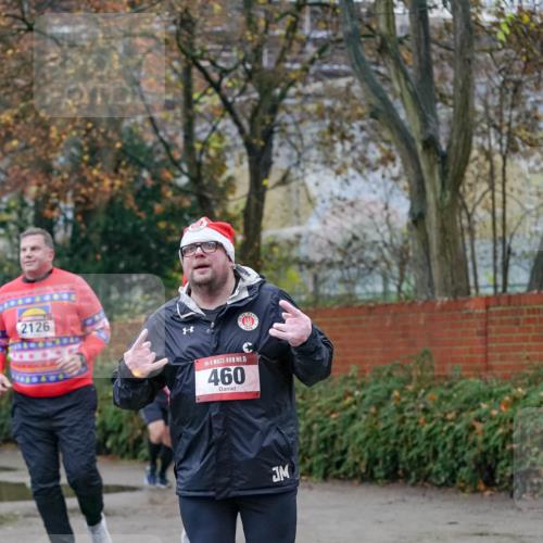 07.12.2025 - St. Pauli X-Mass-Run No. 15 Michael Burmester http://msf.ph/oto/9408010 07.12.2025 09:43:04 Laufen 2126, 15, 460 meine-sportfotos.de