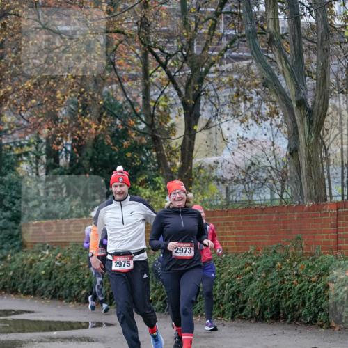 07.12.2025 - St. Pauli X-Mass-Run No. 15 Michael Burmester http://msf.ph/oto/9408214 07.12.2025 09:43:27 Laufen 2975, 2973 meine-sportfotos.de
