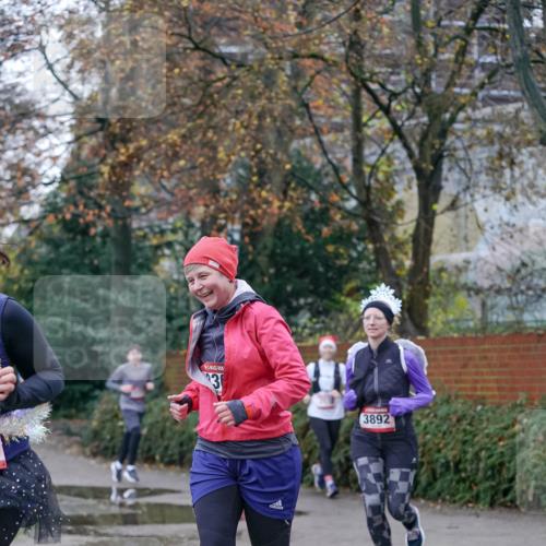 07.12.2025 - St. Pauli X-Mass-Run No. 15 Michael Burmester http://msf.ph/oto/9408250 07.12.2025 09:43:31 Laufen 3, 3892 meine-sportfotos.de