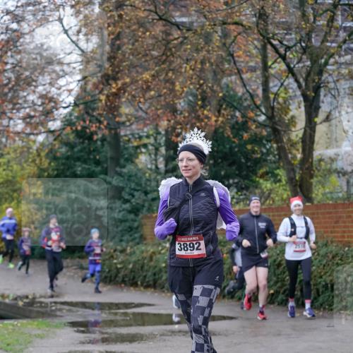 07.12.2025 - St. Pauli X-Mass-Run No. 15 Michael Burmester http://msf.ph/oto/9408265 07.12.2025 09:43:32 Laufen 15, 3892, 2511 meine-sportfotos.de