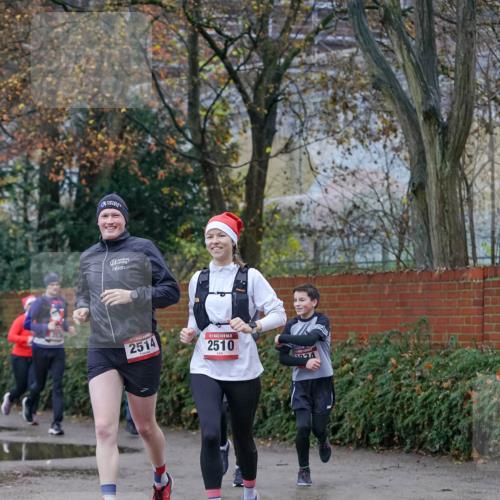 07.12.2025 - St. Pauli X-Mass-Run No. 15 Michael Burmester http://msf.ph/oto/9408289 07.12.2025 09:43:34 Laufen 2514, 2510 meine-sportfotos.de