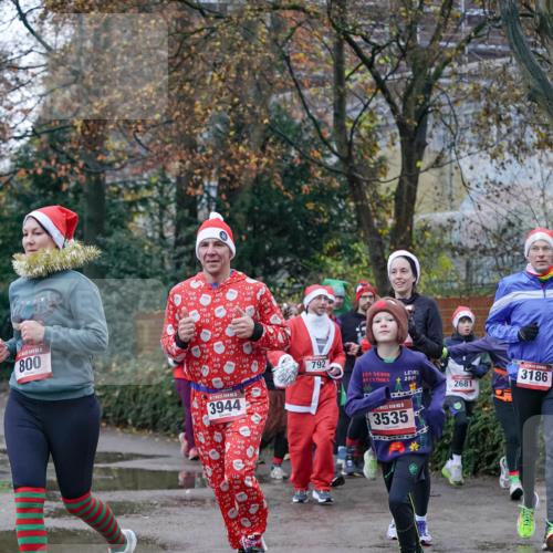 07.12.2025 - St. Pauli X-Mass-Run No. 15 Michael Burmester http://msf.ph/oto/9408358 07.12.2025 09:43:41 Laufen 15, 800, 15, 3944, 792, 1, 2025, 3186, 2681, 15, 3535 meine-sportfotos.de