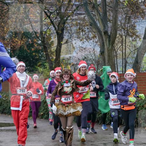 07.12.2025 - St. Pauli X-Mass-Run No. 15 Michael Burmester http://msf.ph/oto/9408379 07.12.2025 09:43:43 Laufen 792, 1760, 37, 421, 628, 268 meine-sportfotos.de