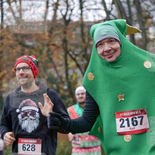 07.12.2025 - St. Pauli X-Mass-Run No. 15 Michael Burmester http://msf.ph/oto/9408420 07.12.2025 09:43:47 Laufen 628, 15, 2167 meine-sportfotos.de