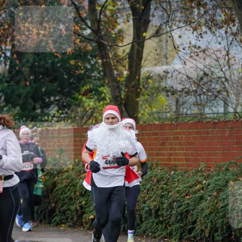 07.12.2025 - St. Pauli X-Mass-Run No. 15 Michael Burmester http://msf.ph/oto/9408450 07.12.2025 09:43:52 Laufen 4624, 466 meine-sportfotos.de
