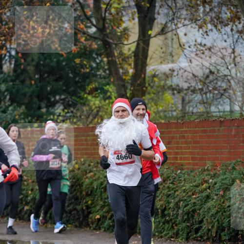 07.12.2025 - St. Pauli X-Mass-Run No. 15 Michael Burmester http://msf.ph/oto/9408459 07.12.2025 09:43:52 Laufen 4624, 4660 meine-sportfotos.de