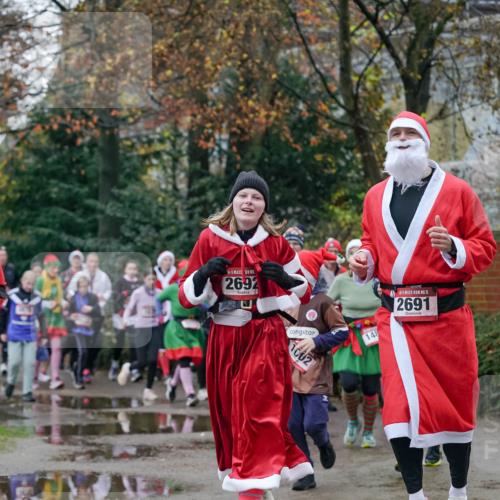 07.12.2025 - St. Pauli X-Mass-Run No. 15 Michael Burmester http://msf.ph/oto/9408543 07.12.2025 09:44:00 Laufen 2692, 148, 15, 2691, 1002 meine-sportfotos.de