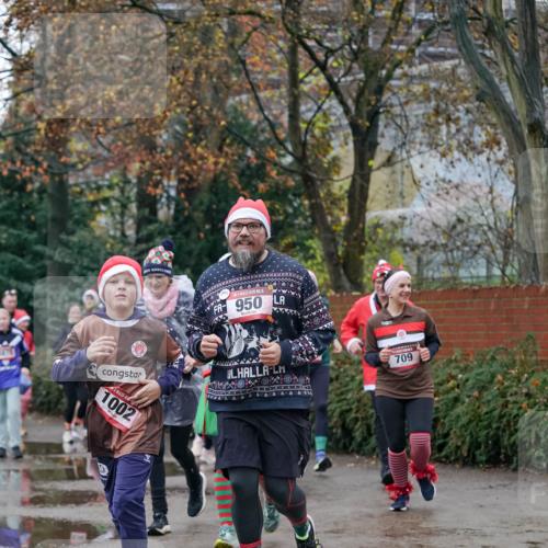 07.12.2025 - St. Pauli X-Mass-Run No. 15 Michael Burmester http://msf.ph/oto/9408561 07.12.2025 09:44:02 Laufen 15, 950, 1002, 709 meine-sportfotos.de