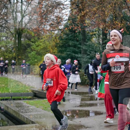 07.12.2025 - St. Pauli X-Mass-Run No. 15 Michael Burmester http://msf.ph/oto/9408582 07.12.2025 09:44:04 Laufen 06, 709 meine-sportfotos.de