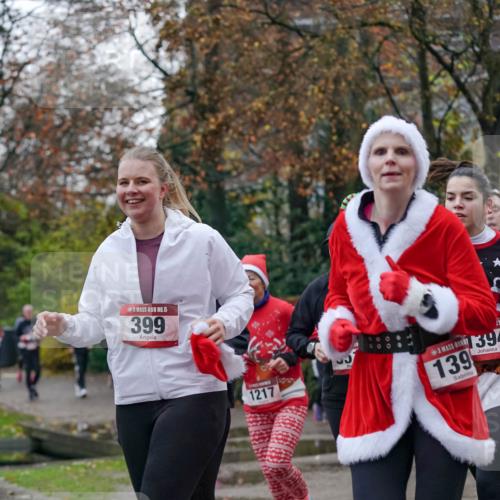 07.12.2025 - St. Pauli X-Mass-Run No. 15 Michael Burmester http://msf.ph/oto/9408618 07.12.2025 09:44:09 Laufen 15, 399, 1217, 139, 175, 1394 meine-sportfotos.de